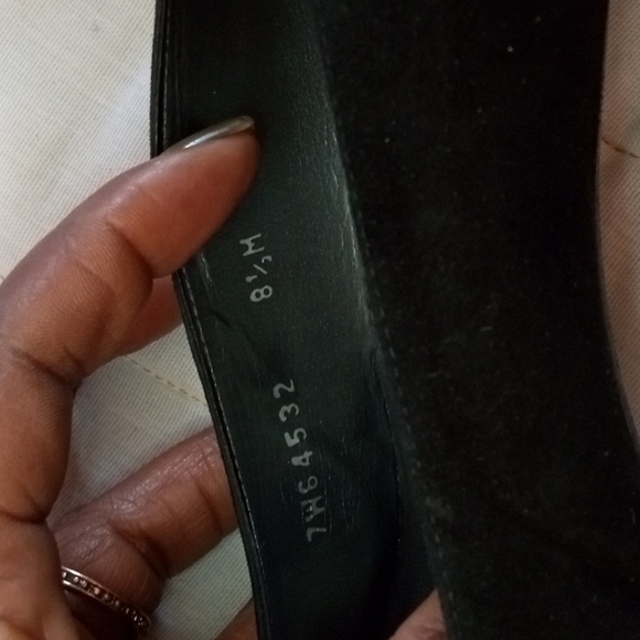 Stuart Weitzman shoes - Picture 16 of 16